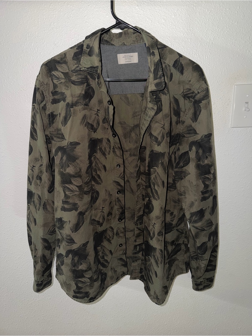 Jack & Jones Olive Green Leaf-Print Lightweight Shirt Jacket